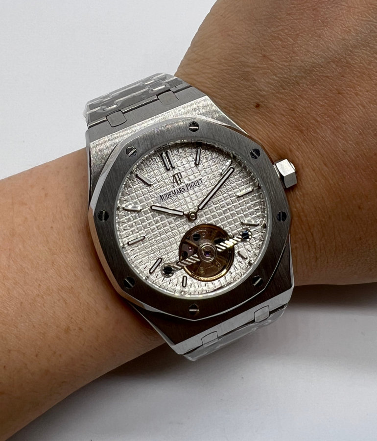 Audemars Piguet Royal Oak Turbilhão — vista 3