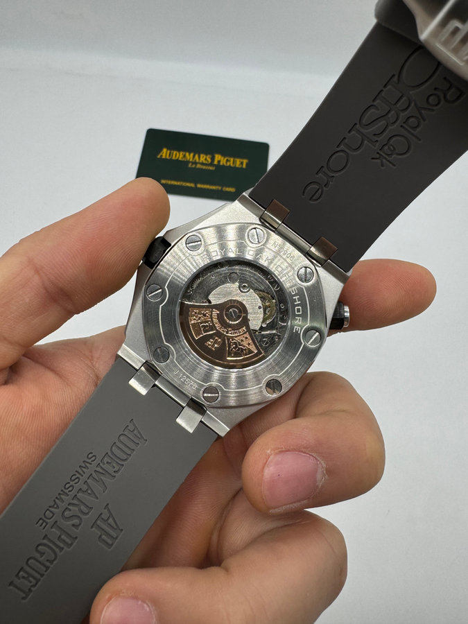 Audemars Piguet Offshore Royal Oak Diver — vista 4