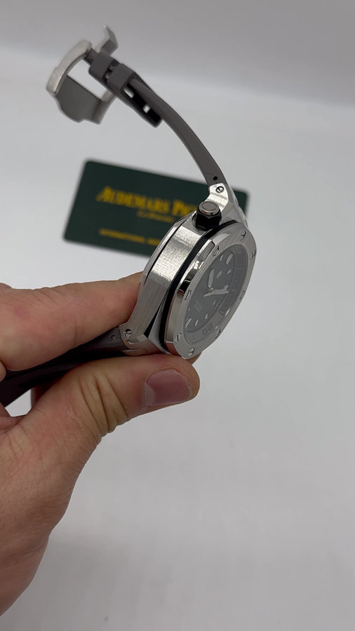 Audemars Piguet Offshore Royal Oak Diver — vista 5