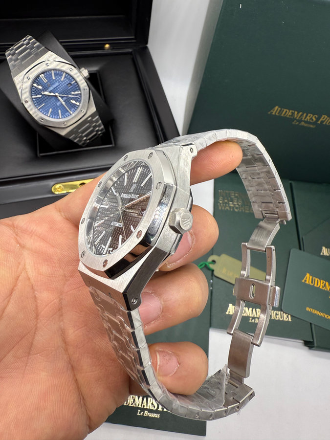 Audemars Piguet Royal Oak — vista 2