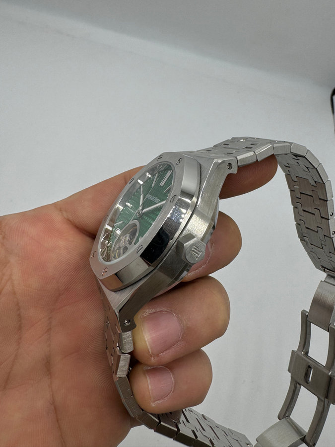 Audemars Piguet Royal Oak Turbilhão — vista 2