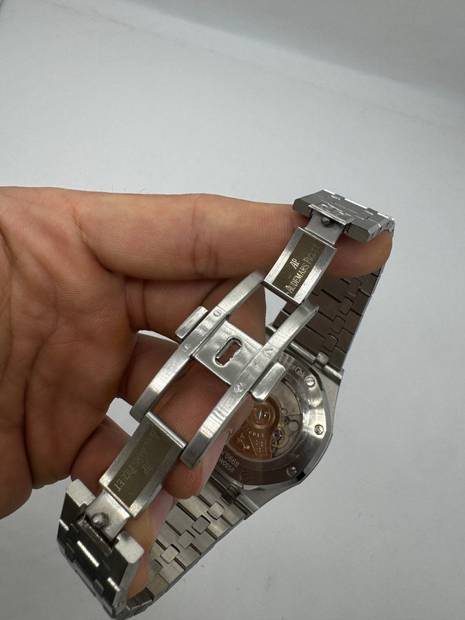 Audemars Piguet Royal Oak Turbilhão — vista 3