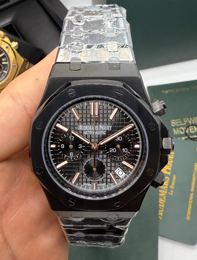 Audemars Piguet RoyalOak Chrono — vista 2