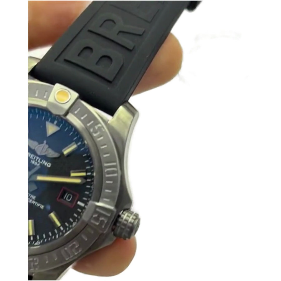 Breitling Avenger Automatic - Titanium - — vista 6