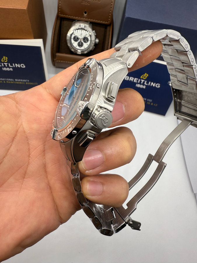 Breitling Avenger Aço — vista 2