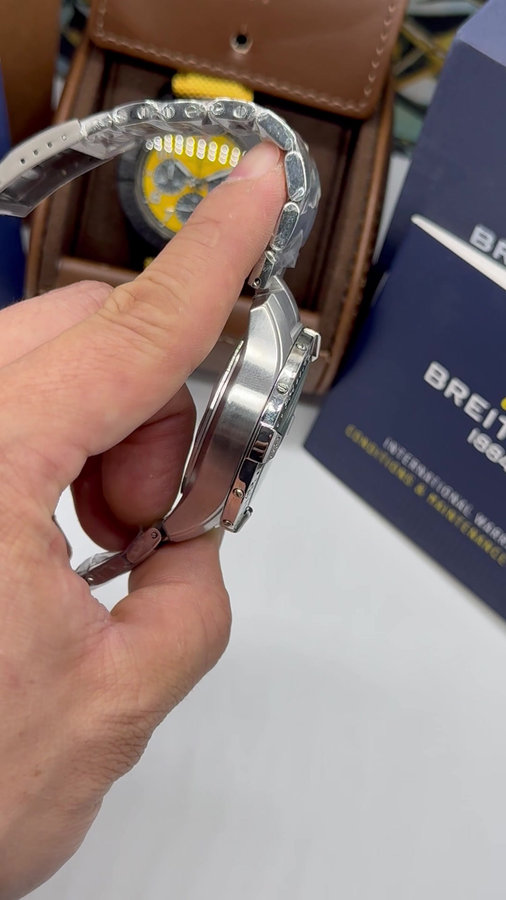 Breitling Avenger Aço — vista 5