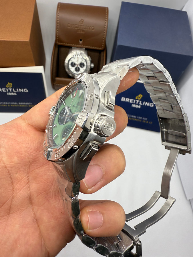 Breitling Avenger Aço — vista 2