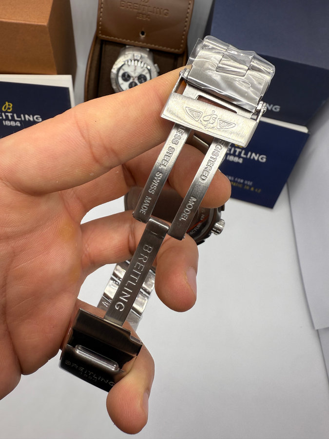Breitling Avenger Aço — vista 3