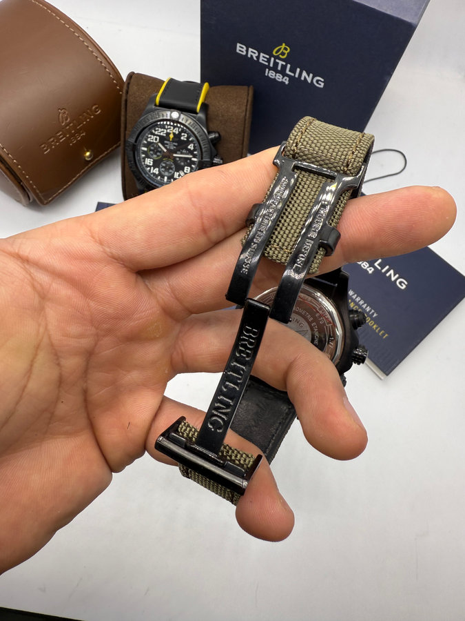 Breitling Super Avenger Aço — vista 3
