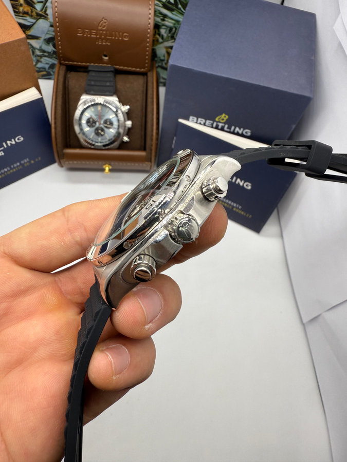 Breitling Super Chronomat Aço — vista 2