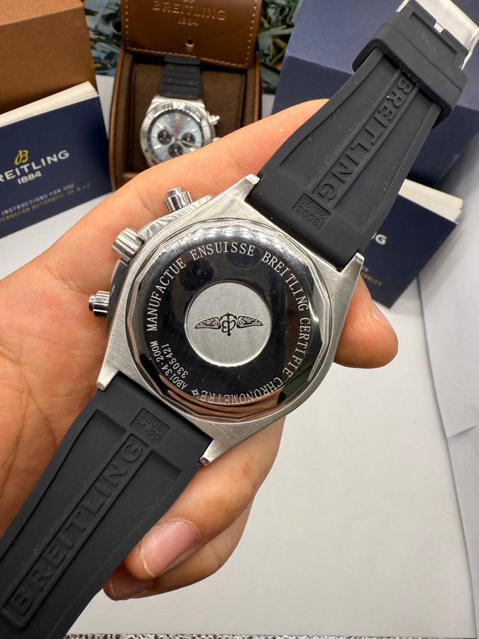 Breitling Super Chronomat Aço — vista 3