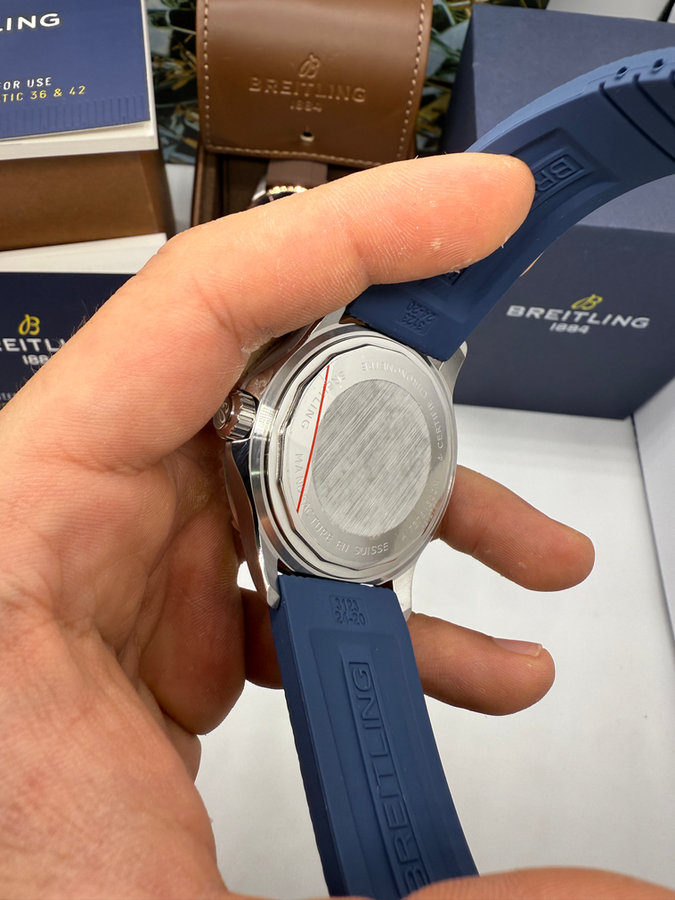 Breitling SuperOcean Aço — vista 4