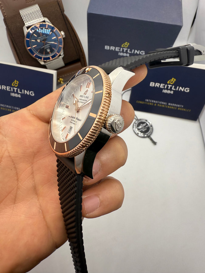 Breitling Superocean Aço — vista 2