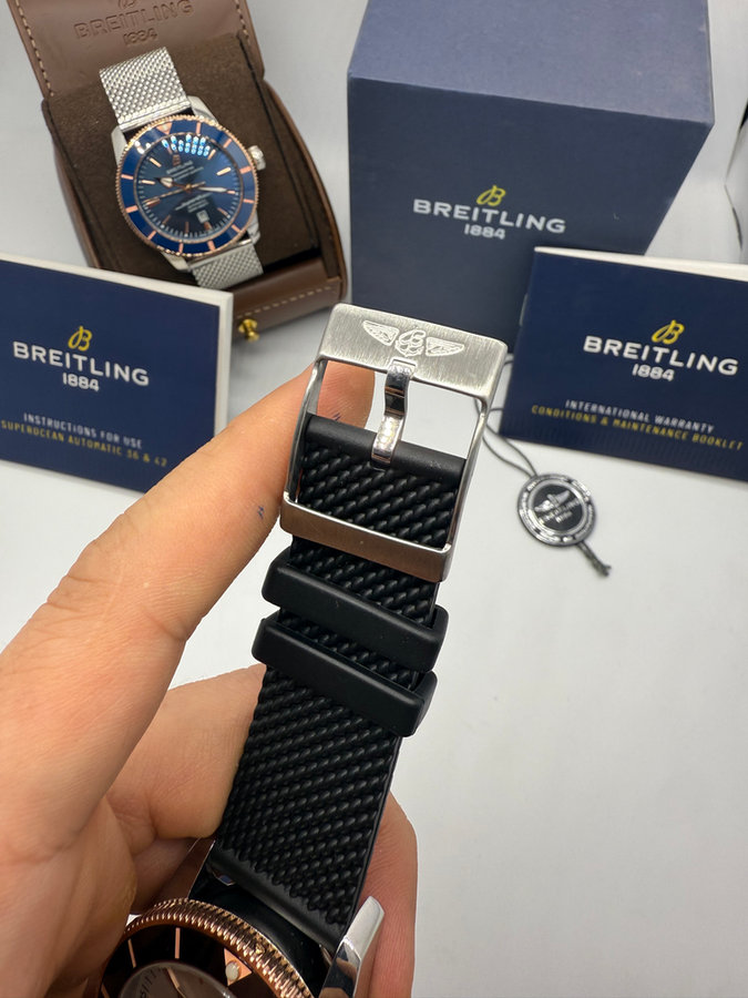 Breitling Superocean Aço — vista 3