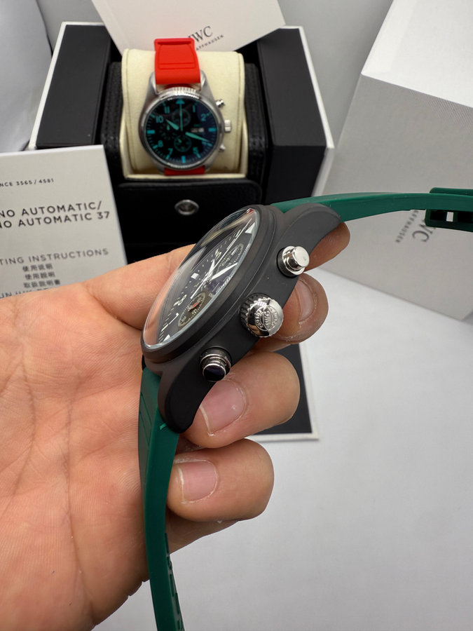 IWC PILOT TOP GUN SPITIFIRE — vista 2