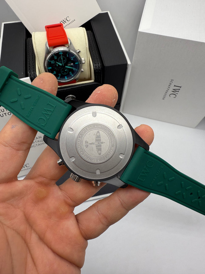 IWC PILOT TOP GUN SPITIFIRE — vista 4