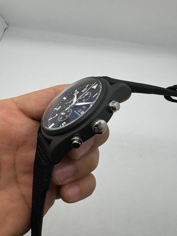 IWC PILOT  TOP GUN — vista 2