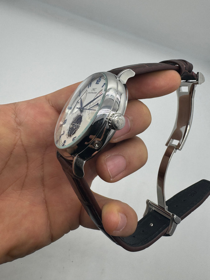 IWC Big Pilot Turbilhão — vista 3