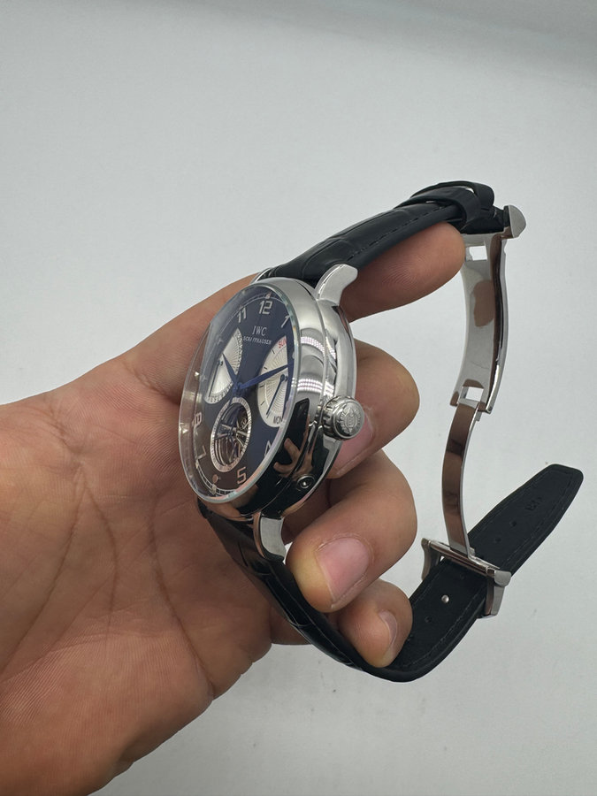 IWC Big Pilot Turbilhão — vista 2
