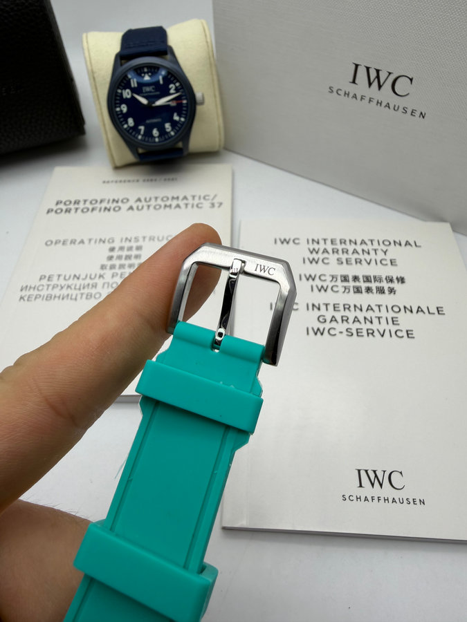 IWC Pilot — vista 4