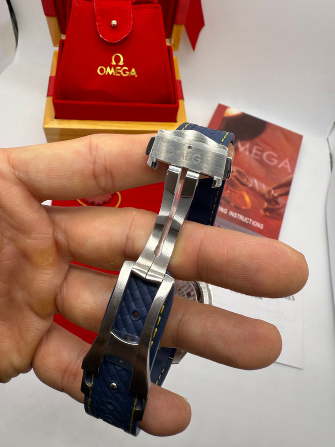 Omega Seamaster Aqua Terra — vista 3