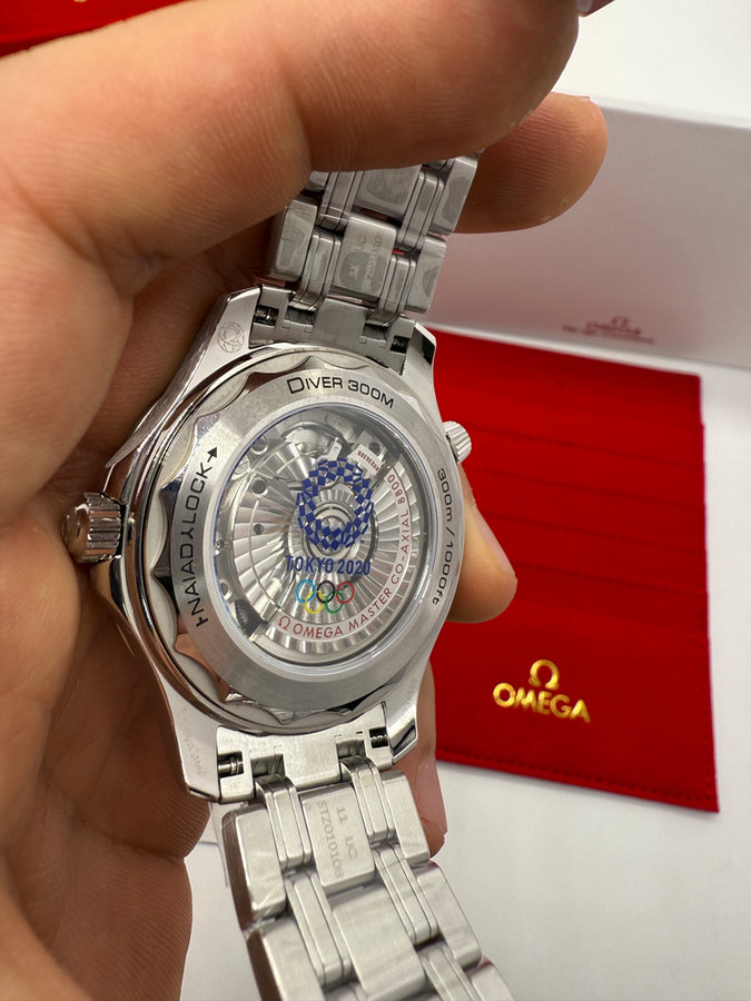 Omega Seamaster Diver 300M — vista 4