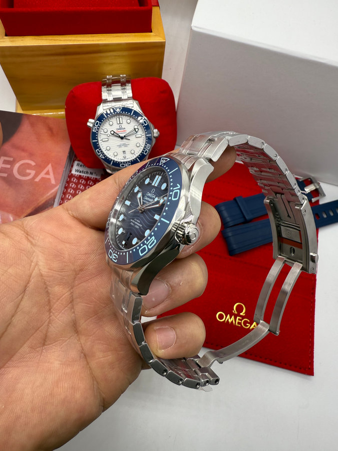 Omega Seamaster Diver 300M Su — vista 2