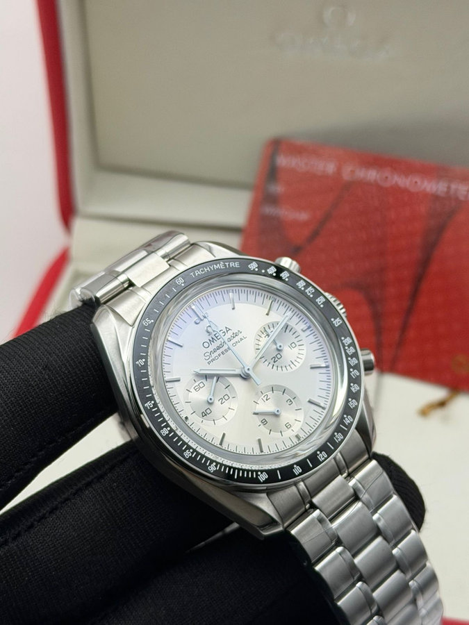 Omega Speedmaster Moonwhacth Profissional — vista 3