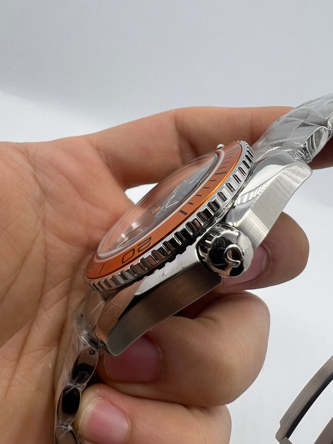 Omega Planet Ocean Co-Axial Master 45,5 — vista 2