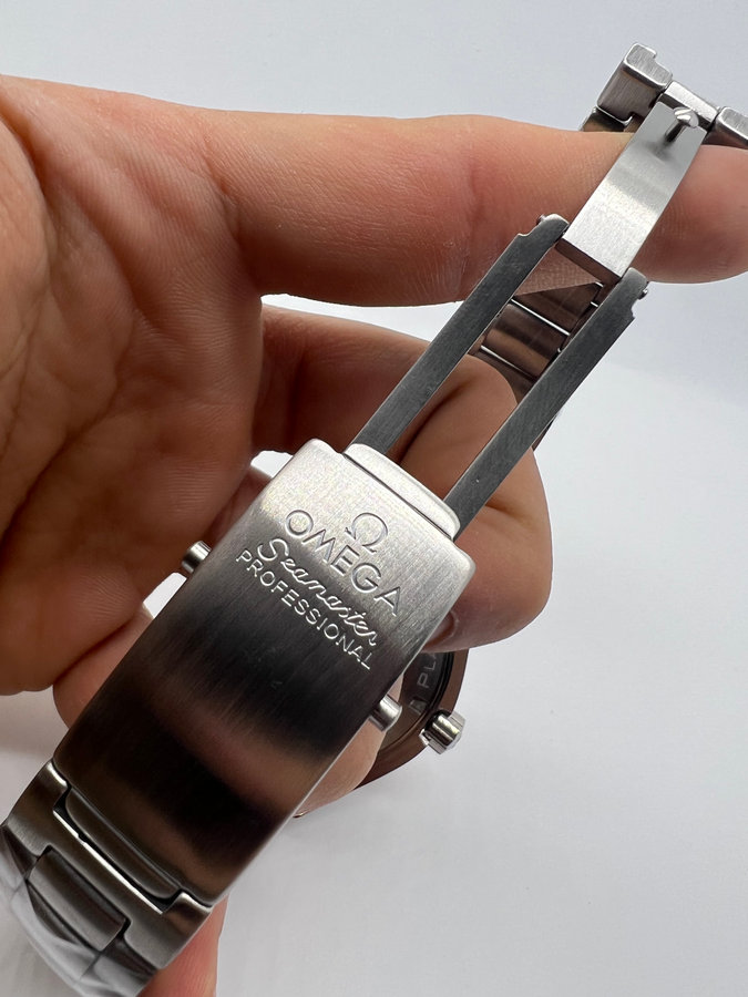 Omega Planet Ocean Co-Axial Master 45,5 — vista 3
