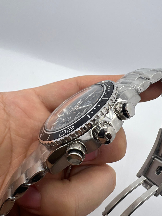 Omega Planet Ocean Co-Axial Master Chronometer 45,5 — vista 2