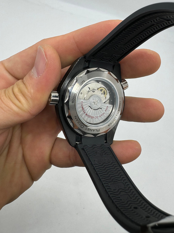 Omega Planet Ocean Co-Axial Master Chronometer 45,5 — vista 4