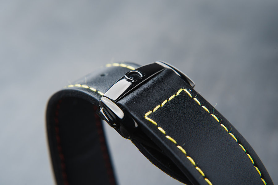 Omega Speedmaster Dark Side of the Moon Apollo 8 — vista 9
