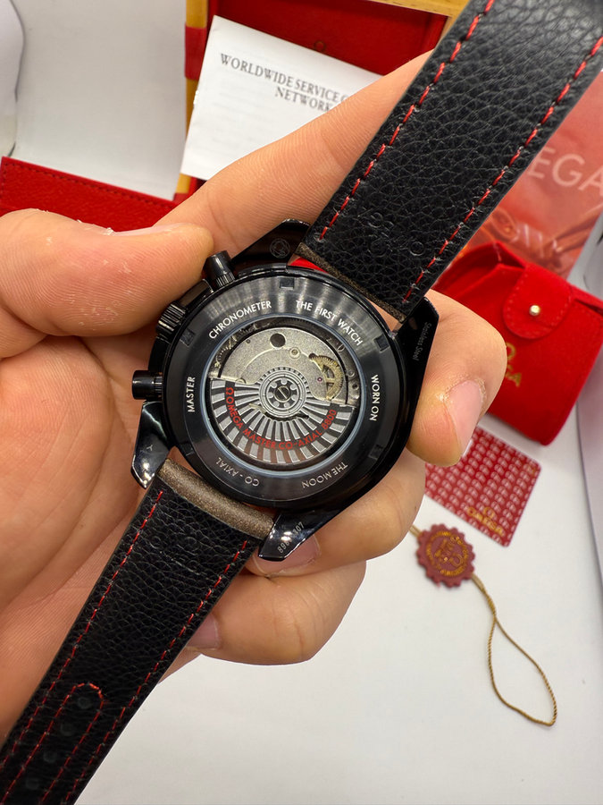 Omega Speedmaster Moonwhacth Edição Especial — vista 4