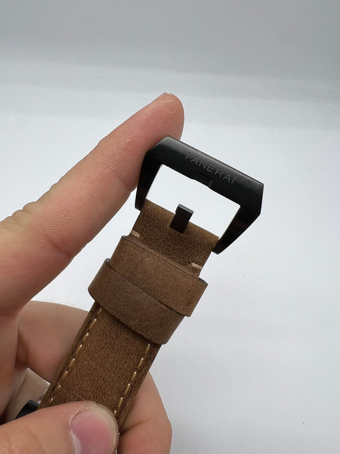 Panerai Luminor GMT — vista 4