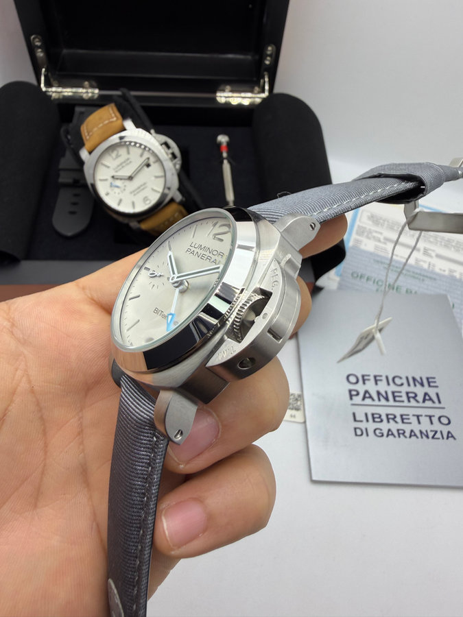 Panerai Luminor Marina — vista 2