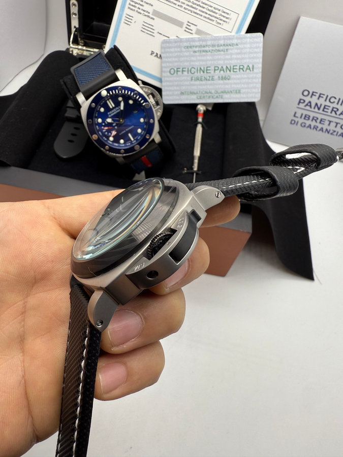 Panerai Luminor Marina — vista 2