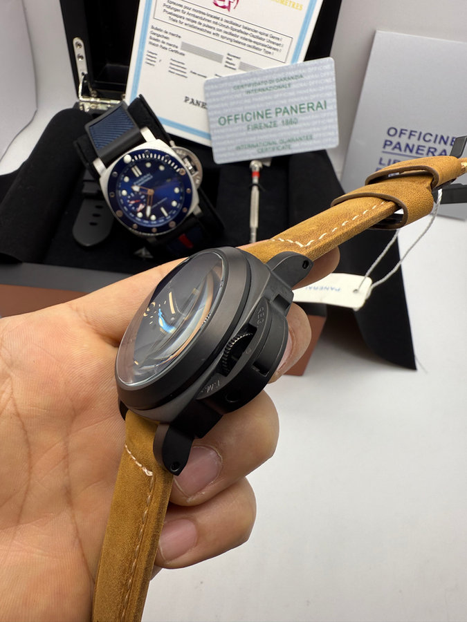 Panerai Luminor Marina GMT — vista 2