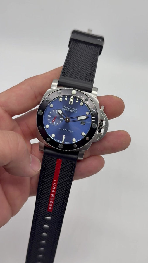 Panerai Luminor Submersible — vista 5
