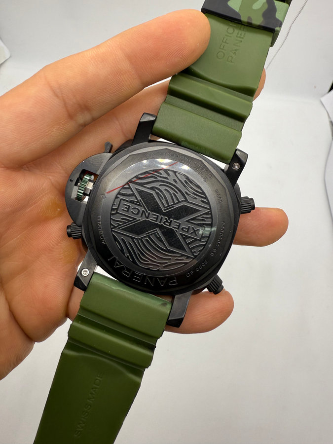 Panerai Luminor Submersible — vista 4