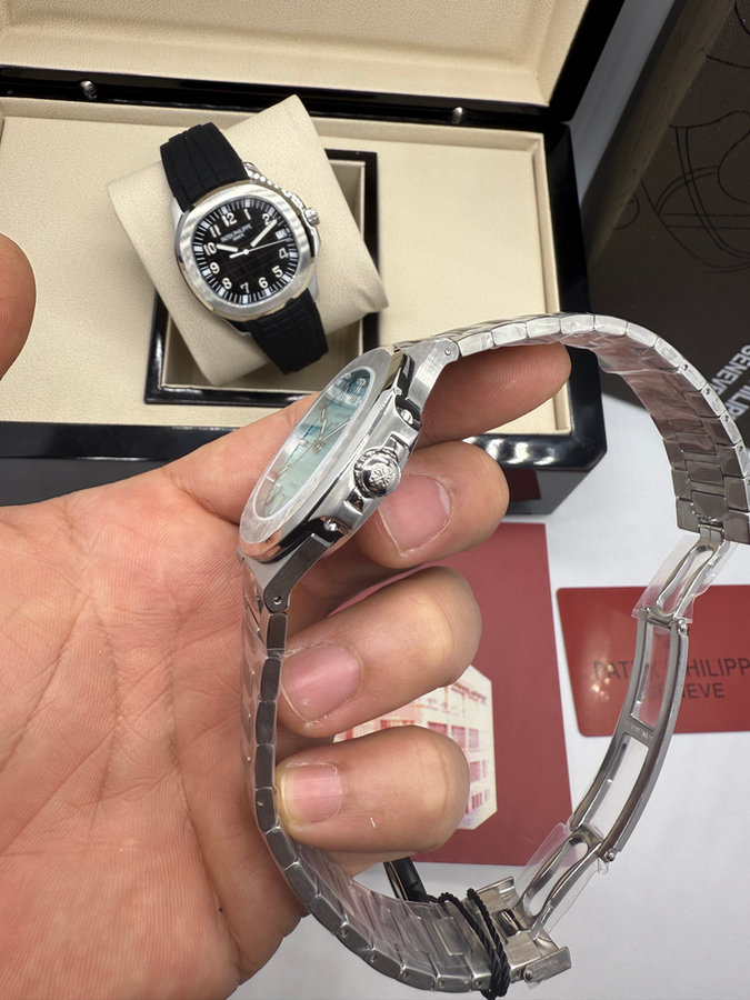 Patek Philippe Nautilus — vista 2