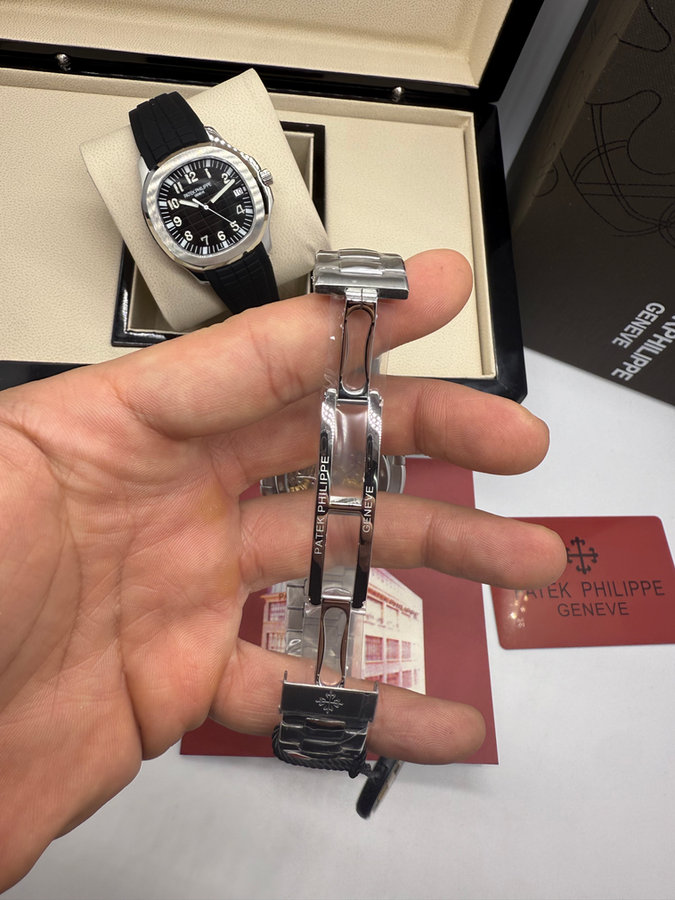 Patek Philippe Nautilus — vista 3