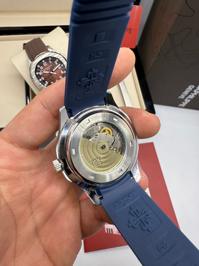 Patek Philippe Aquanaut — vista 4