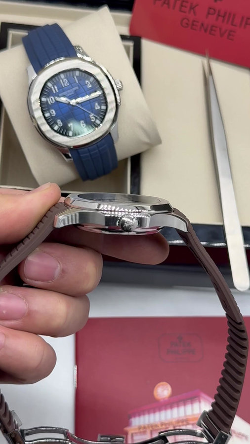 Patek Philippe Aquanaut — vista 5