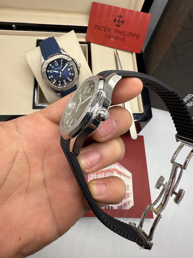 Patek Philippe Aquanaut — vista 2