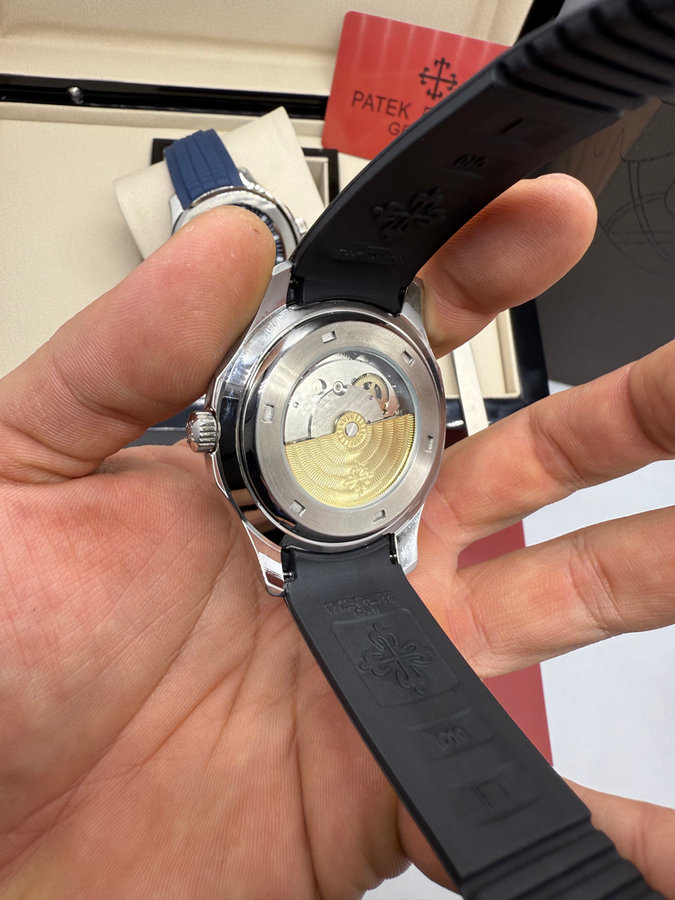 Patek Philippe Aquanaut — vista 4