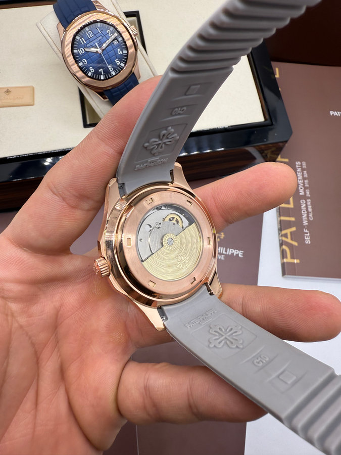 Patek Philippe Aquanaut — vista 4