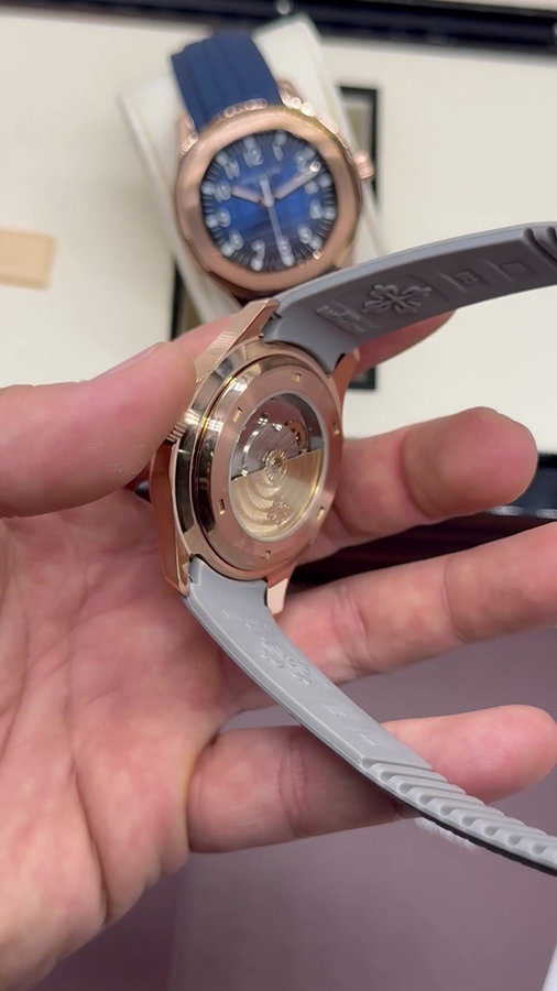 Patek Philippe Aquanaut — vista 5