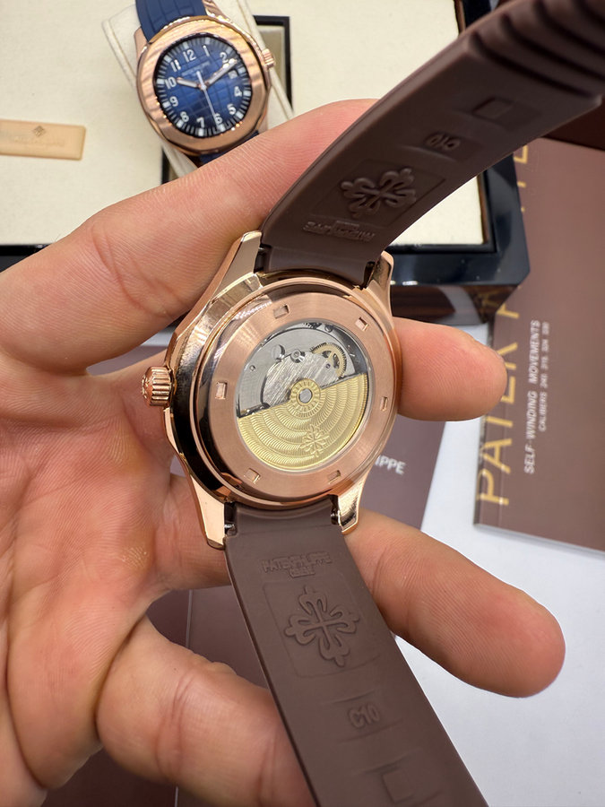 Patek Philippe Aquanaut — vista 4