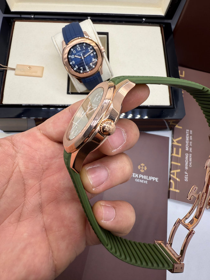 Patek Philippe Aquanaut — vista 2